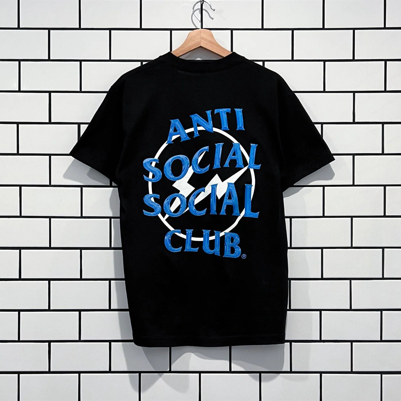 Anti social | blue Lightening x size XL