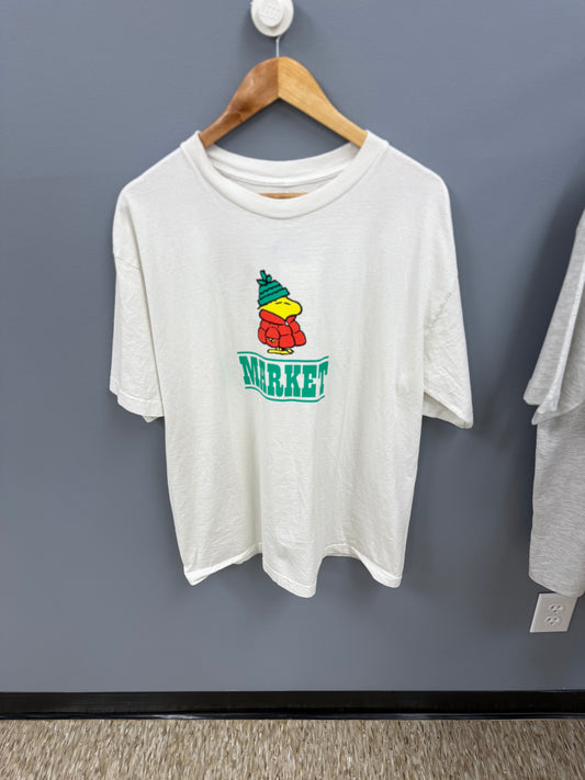 Market studios peanuts Woodstock tee Size Large